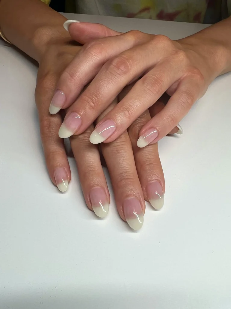 Acrylic & Hard Gel Nails in Abu Dhabi